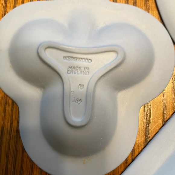 Wedgwood Bridge Set (All 4 pieces) - Picture 10 of 12